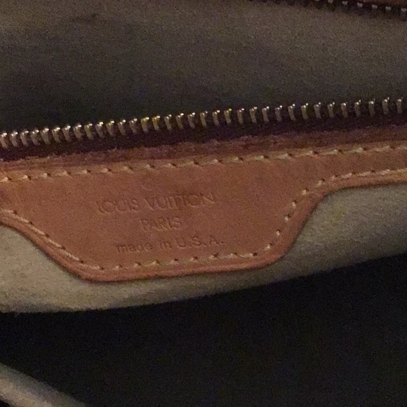 Louis Vuitton GM Looping Bag - Picture 8 of 16